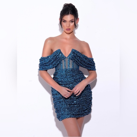 NWT Miss Circle Teal Blue Sequin Off Shoulder Corset Dress HOCO Prom Formal